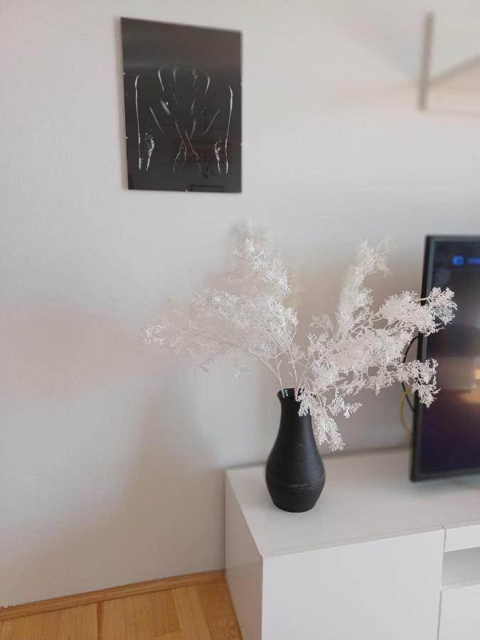 Bella Vista Apartment ชิเบนิก ภายนอก รูปภาพ